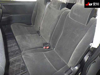 TOYOTA VOXY 2012