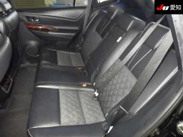 TOYOTA HARRIER 2017