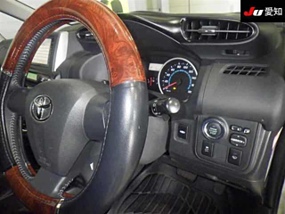 TOYOTA WISH 2009