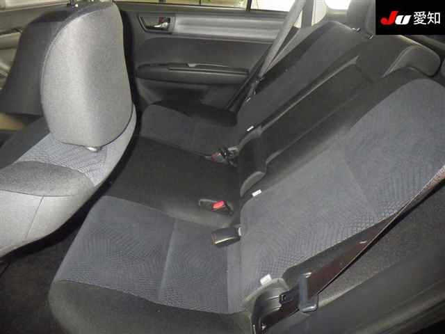 TOYOTA COROLLA FIELDER 2013