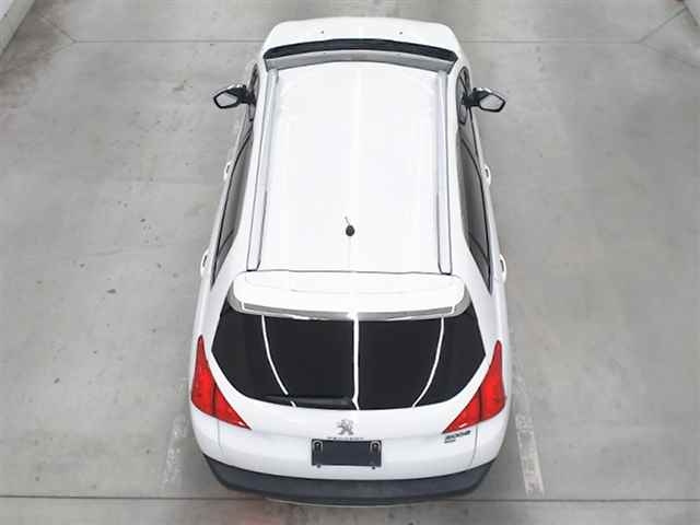 PEUGEOT 2008 2015