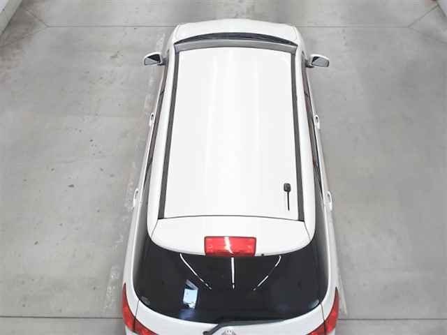 NISSAN WINGROAD 2010