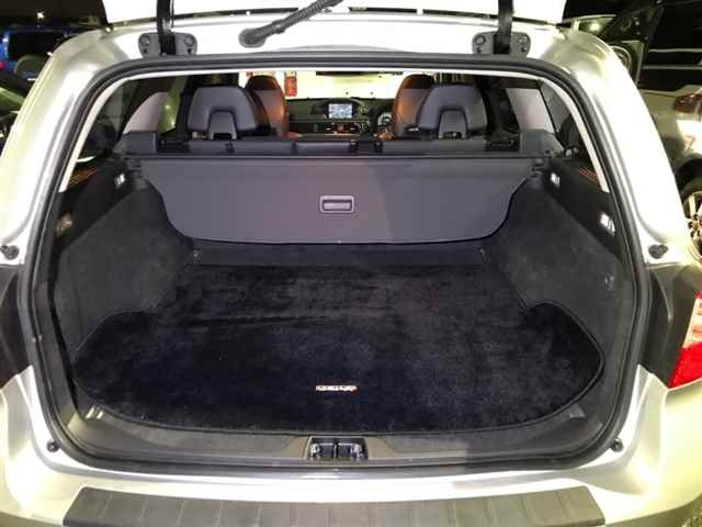 VOLVO V70 2012