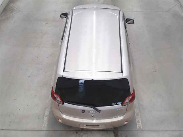TOYOTA PORTE 2010