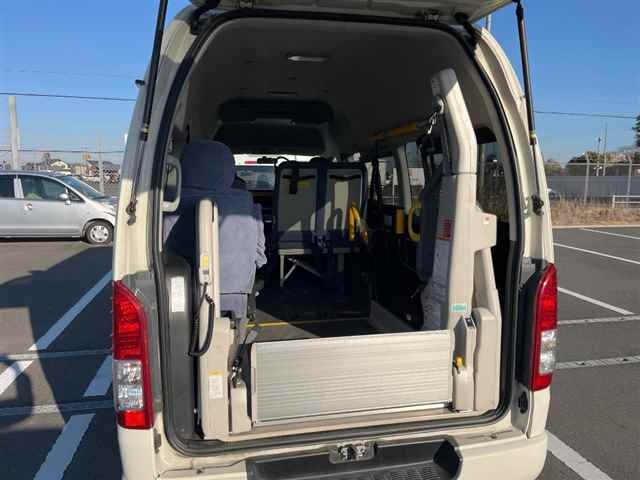 TOYOTA REGIUS ACE VAN 2015