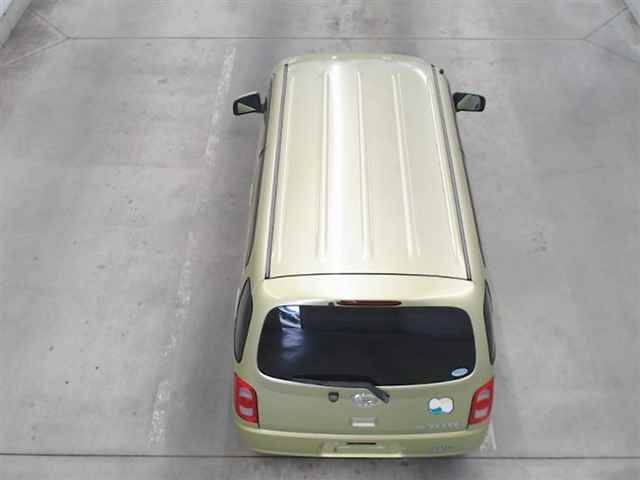 DAIHATSU MIRA 2010