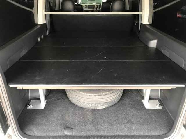 TOYOTA REGIUS ACE VAN 2010