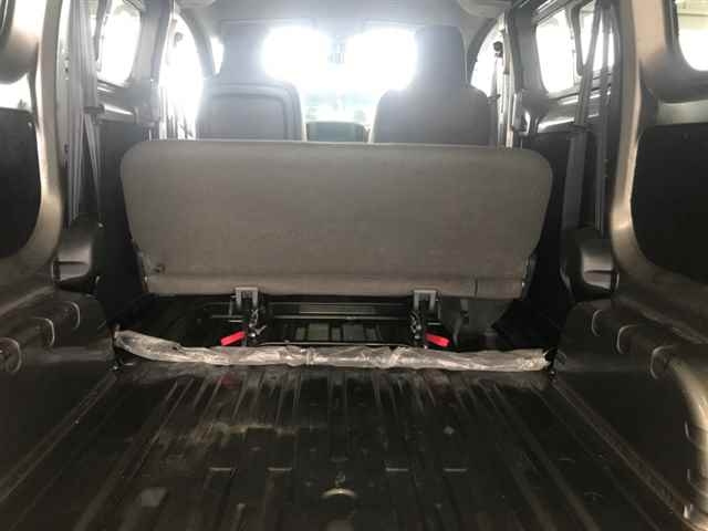 NISSAN NV200 2021
