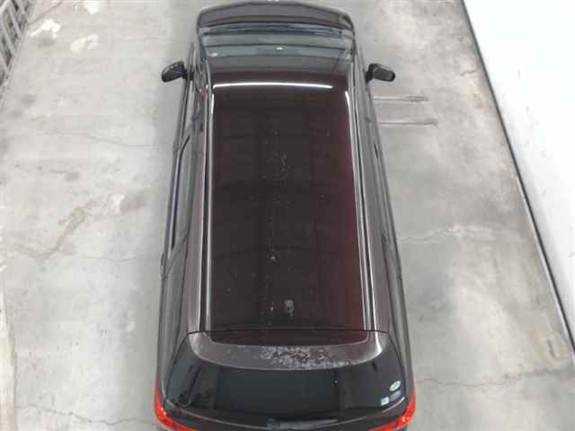 TOYOTA WISH 2010