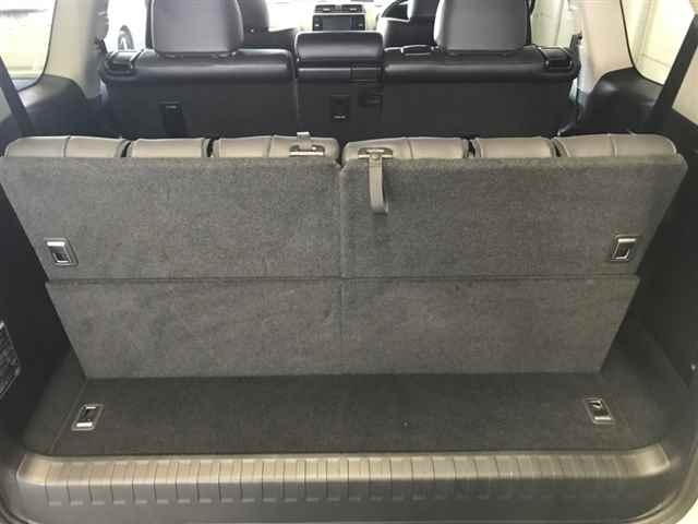 TOYOTA LAND CRUISER PRADO 2023