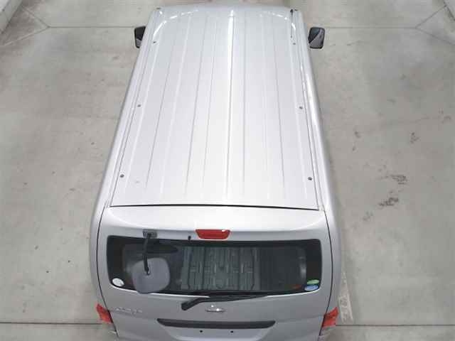 NISSAN NV200 2019