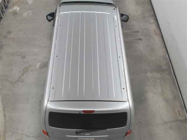 NISSAN NV200 2022