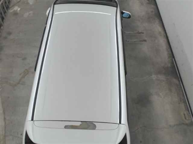 TOYOTA ALPHARD 2010