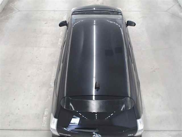 TOYOTA PRIUS ALPHA 2013