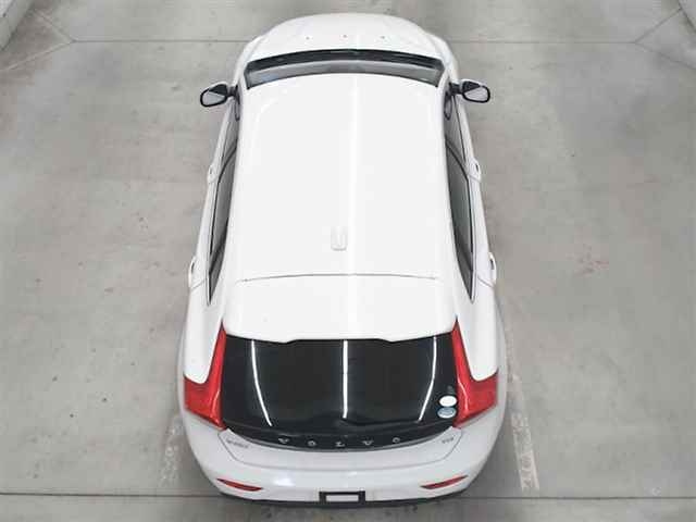 VOLVO V40 2015