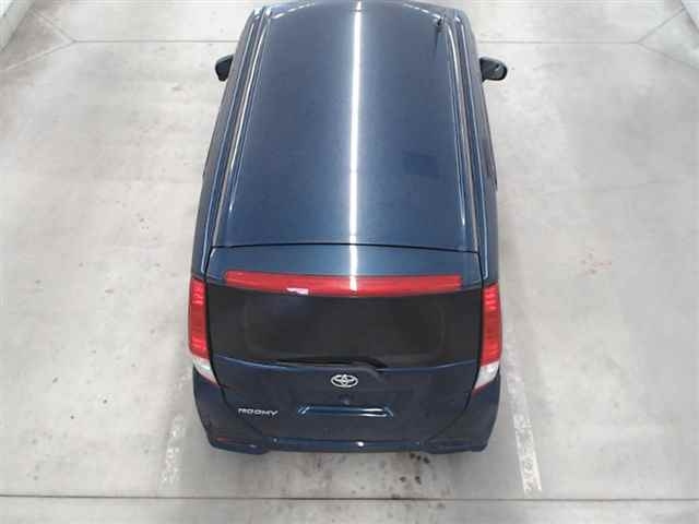 TOYOTA ROOMY 2018
