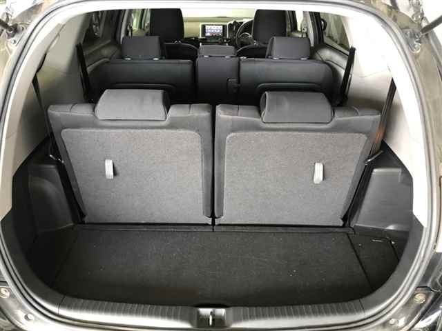 TOYOTA WISH 2012
