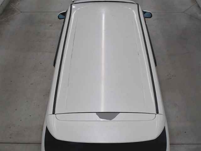 TOYOTA VELLFIRE 2010