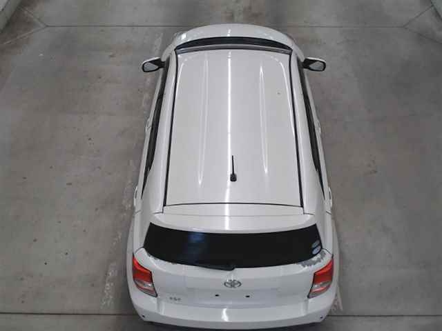 TOYOTA IST 2009
