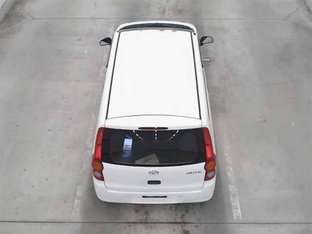 DAIHATSU MIRA 2011