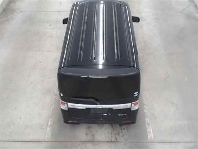 DAIHATSU TANTO 2010