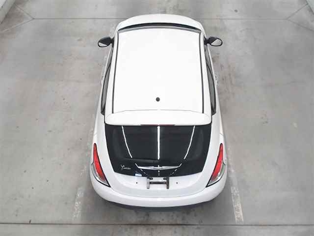 CHRYSLER YPSILON 2014