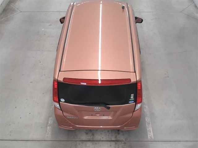 TOYOTA ROOMY 2018