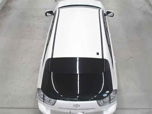 TOYOTA HARRIER 2010