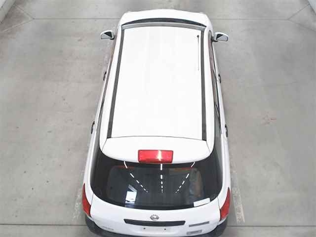 NISSAN AD 2011