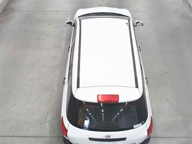 NISSAN AD 2011