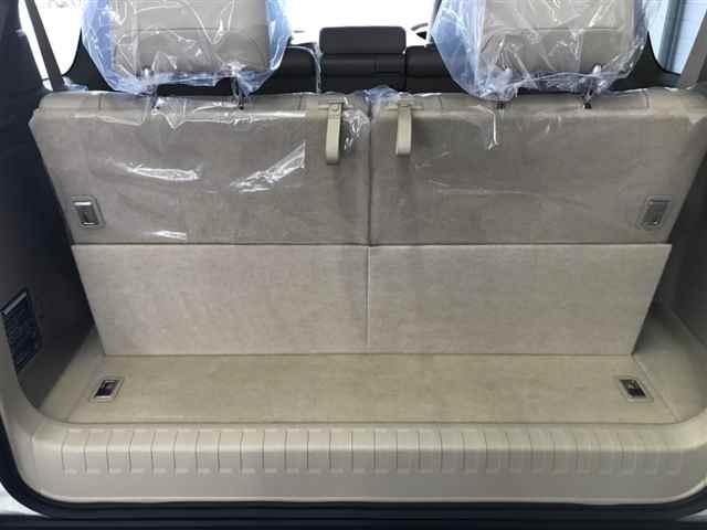 TOYOTA LAND CRUISER PRADO 2023