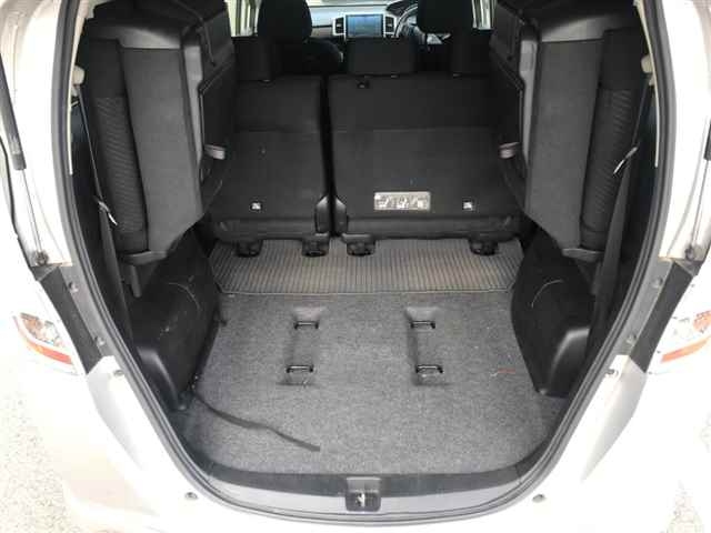 HONDA FREED 2013