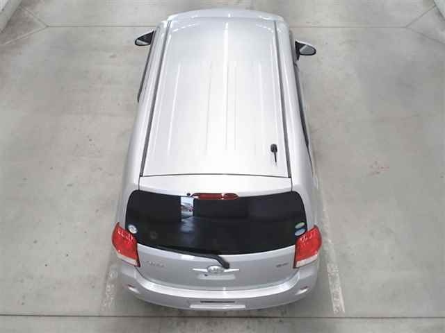 TOYOTA PORTE 2012