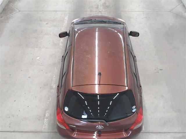 TOYOTA VITZ 2010