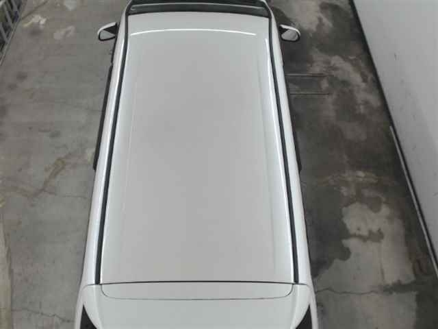 TOYOTA VELLFIRE 2013