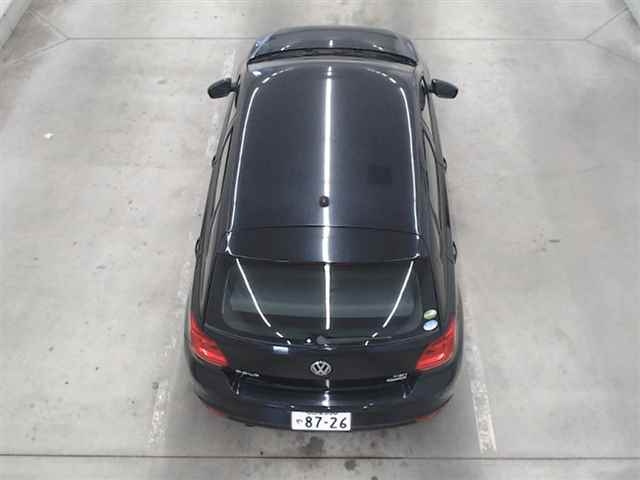 VOLKSWAGEN POLO 2015