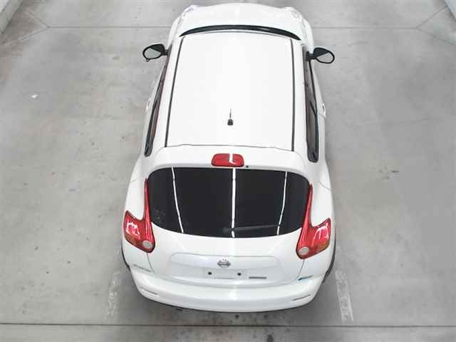 NISSAN JUKE 2010