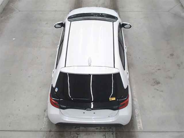 TOYOTA YARIS 2024