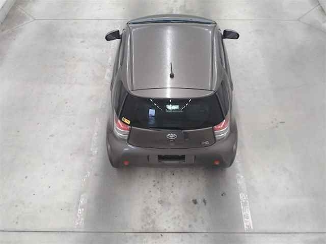 TOYOTA IQ 2009