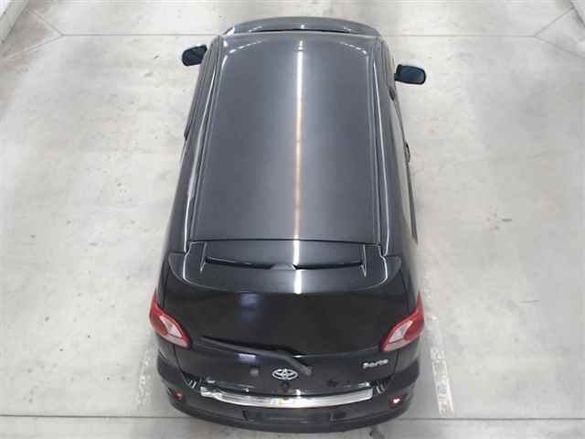 TOYOTA PORTE 2010