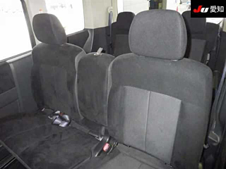 MITSUBISHI DELICA D5 2011