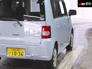 TOYOTA PIXIS SPACE 2011