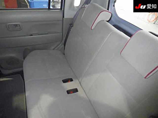 TOYOTA PIXIS SPACE 2011