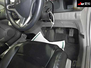 HONDA STREAM 2011