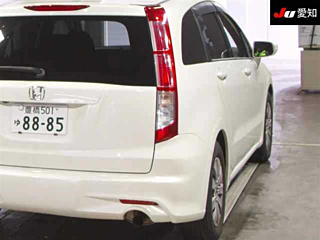 HONDA STREAM 2011