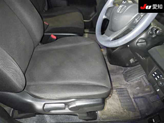 HONDA FREED 2012
