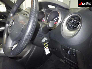 NISSAN JUKE 2012