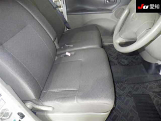 DAIHATSU TANTO 2011