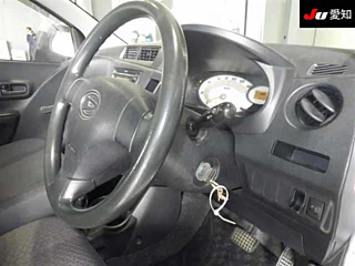 DAIHATSU MIRA 2009