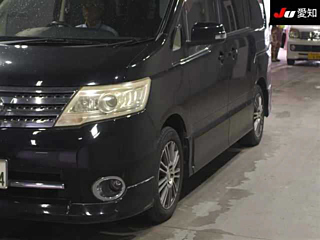 NISSAN SERENA 2010
